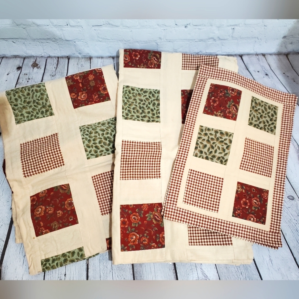 2 Large Table Clothes (1st is 56x80 2nd is 59x102) & 2 matching placemats